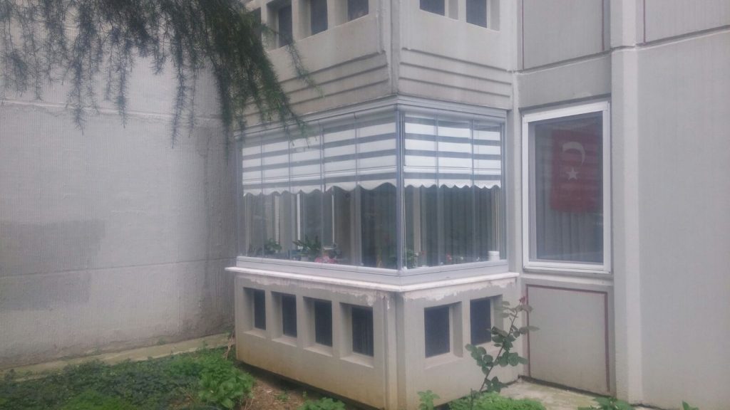 Göztepe Cam Balkon